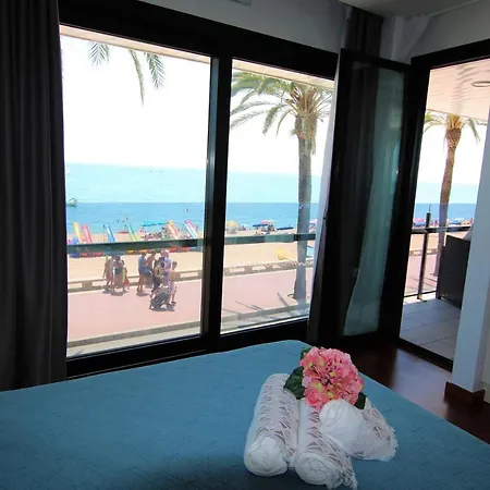 아파트 Apartamento Perla 료렛 드 마르